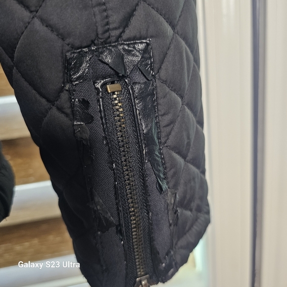 DKNY Women’s Asymmetrical Black Jacket. Size S - Picture 7 of 16